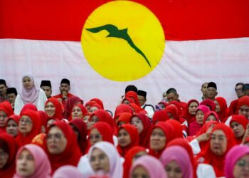 BIARLAH UMNO terus berada dalam Kerajaan Perpaduan sehingga pilihan raya umum (PRU) akan datang diumumkan.